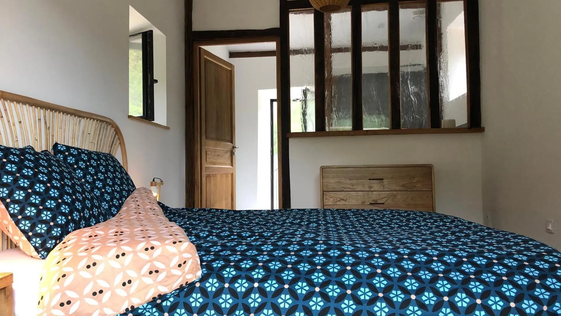 Holiday home La Tete Dans Les Nuages Et Les Pieds Dans L'Eau Villa Saint-Benoit-en-Diois France